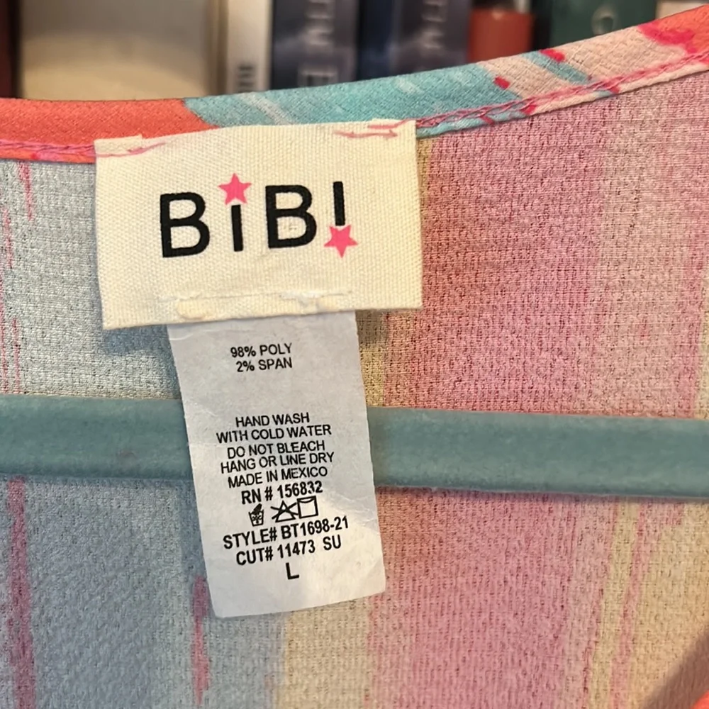 Colorful Bibi top - Picture 2 of 4